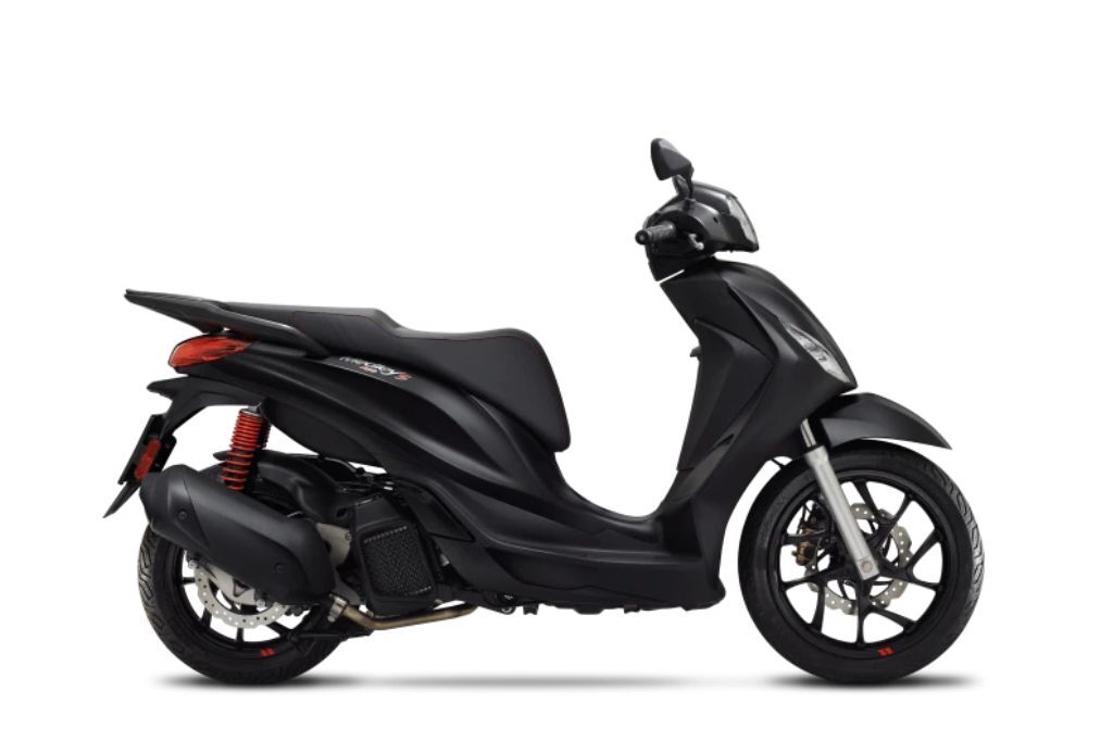 KATALOG - Piaggio Medley 150 S - black opaco 2024