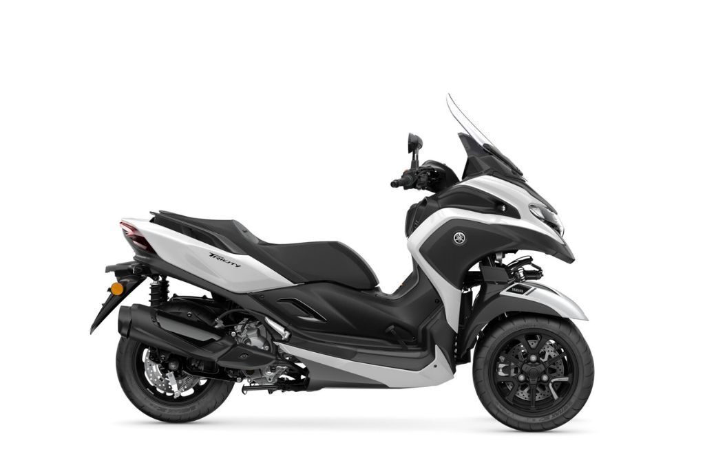 Yamaha Katalog barevné varianty (1)
