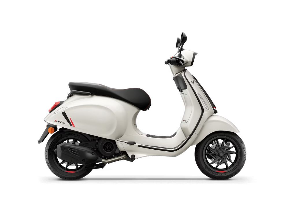 KATALOG Vespa Sprint 125 S - Bianco Innocente 2026