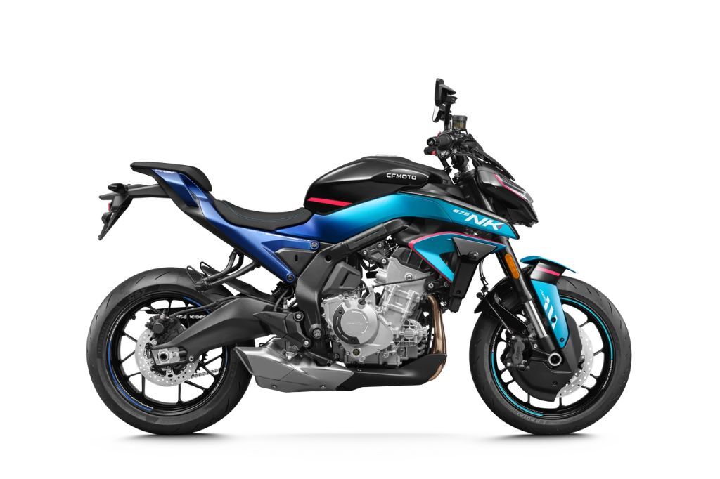 KATALOG CFMOTO 675NK GP EU5+ - Champion Blue 2026