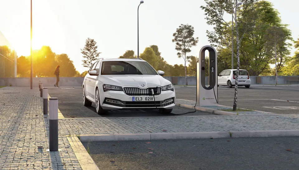 skoda-superb-iv-m90-iv-style-02.jpg
