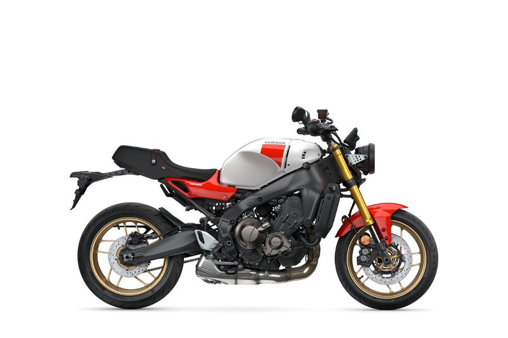 KATALOG - Yamaha XSR900 - Legend Red 2025