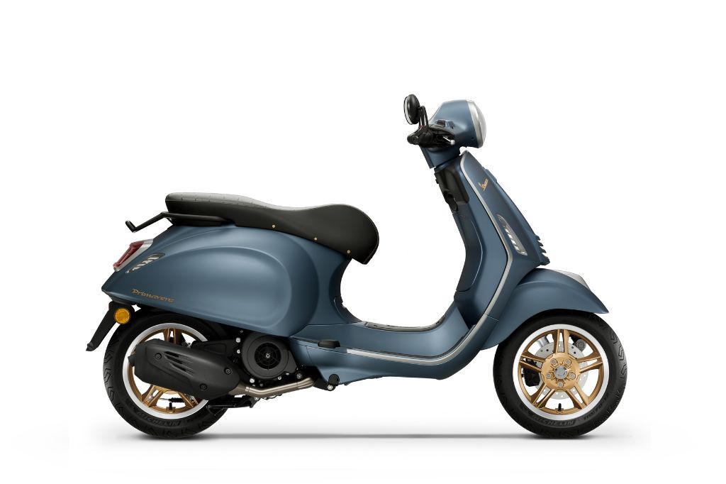 KATALOG - Vespa Primavera 125 Officina 8 - blu officina 8