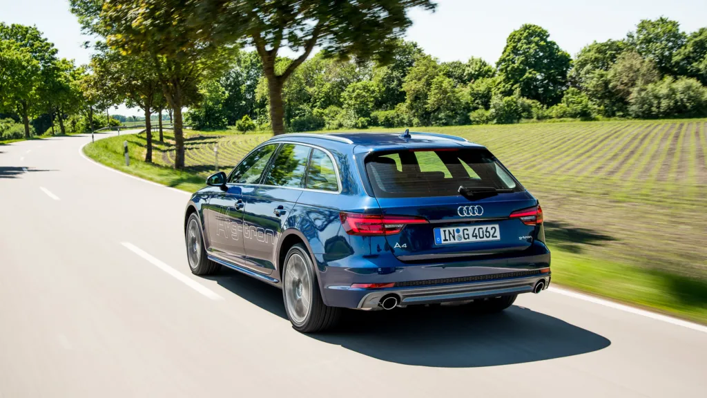 AUDI-A4-Avant-g-tron.jpg