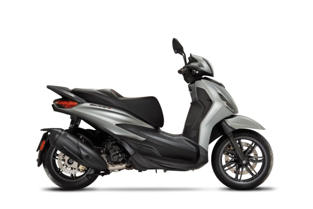 KATALOG - Piaggio Beverly 300 S - argento cometa 2023