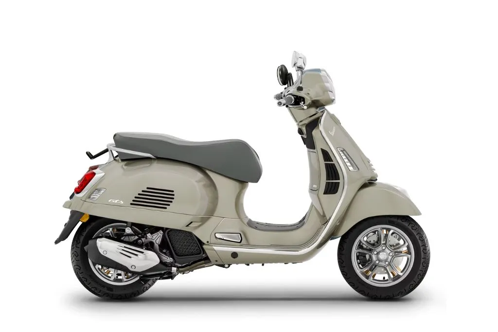 KATALOG - Vespa GTS 125 - Beige Avvolgente 2026