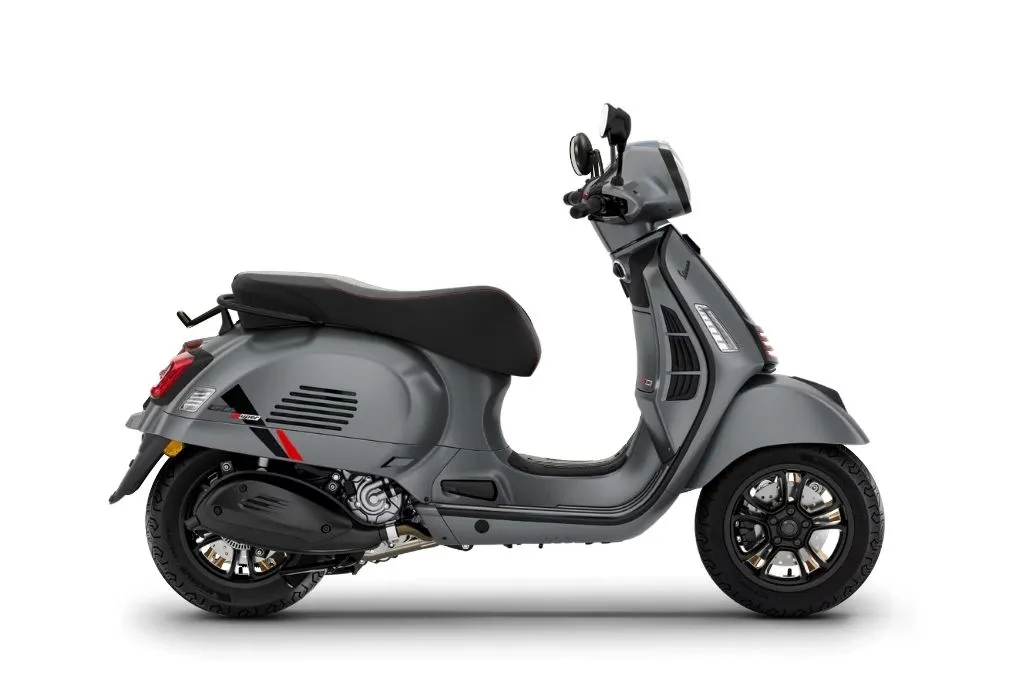KATALOG - Vespa GTS 310 Super Sport - Grigio Travolgente Matt 2026