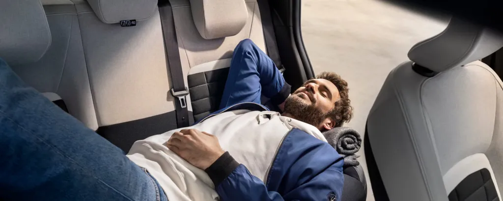 GALLERY_COMFORT_02_ICE2880x1152-ezgif.com-avif-to-jpg-converter (1).jpg