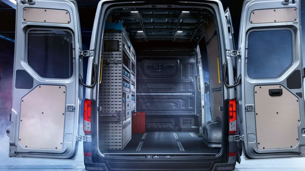 VW-Crafter-nakladovy-prostor-.jpg