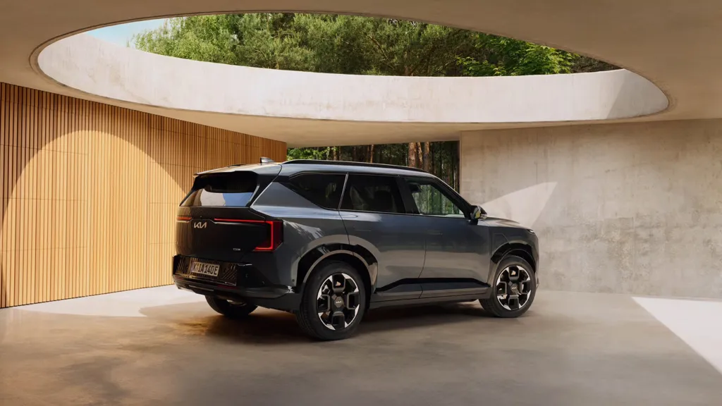 kia-EV5-GTL-MY26-NA-Beauty-34Rear-rgb.jpg