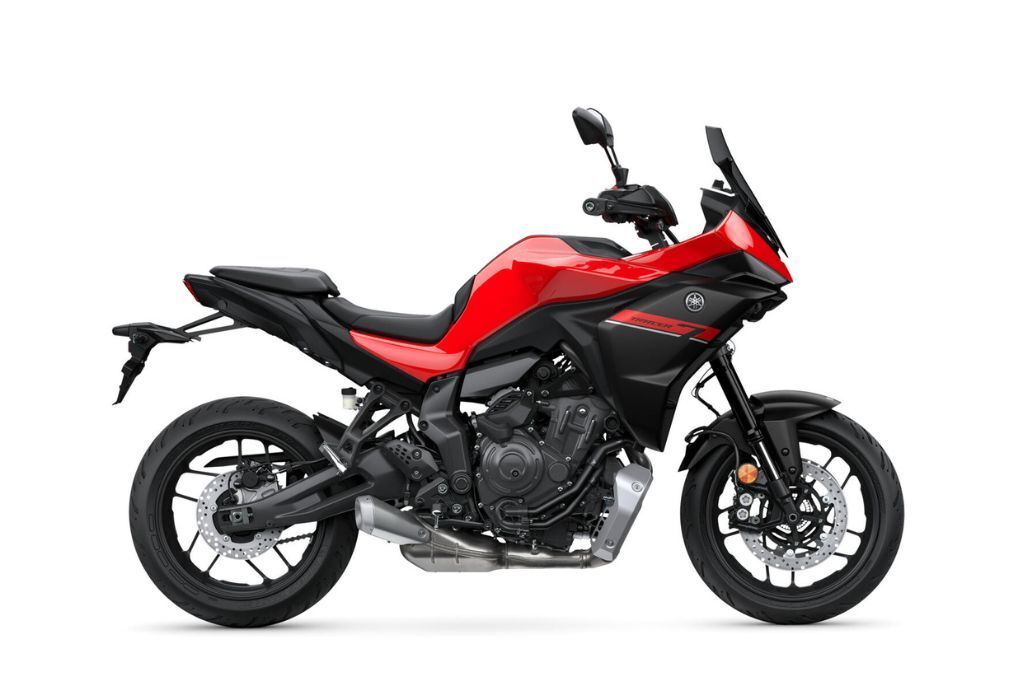 KATALOG - YA Tracer 7 Y-AMT - Redline 2026