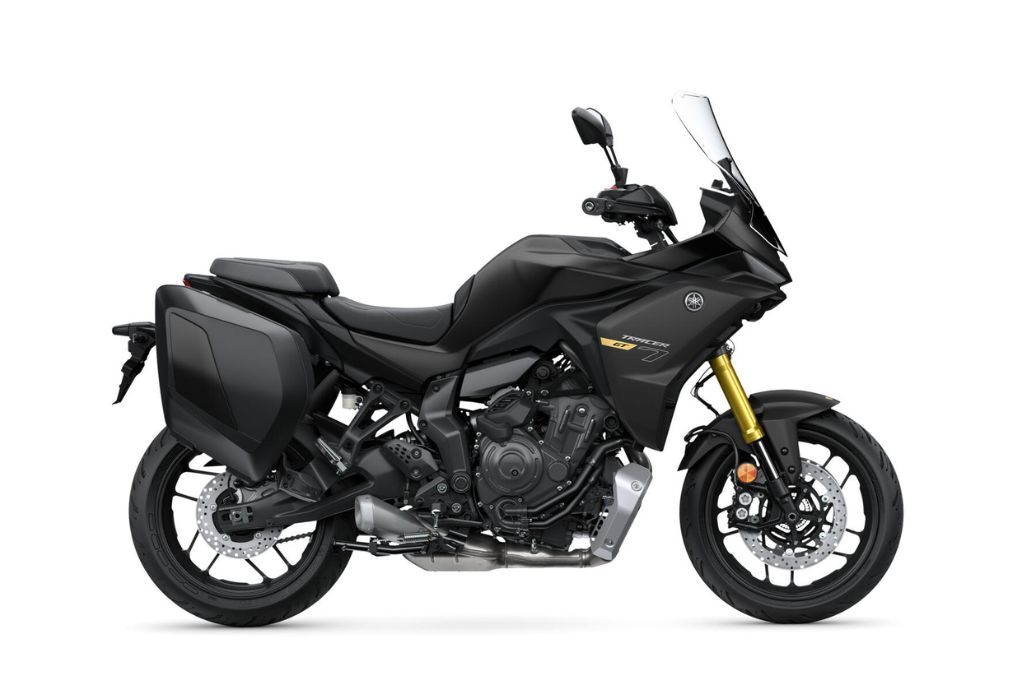 KATALOG - YA Tracer 7 GT Y-AMT - Tech Black 2026