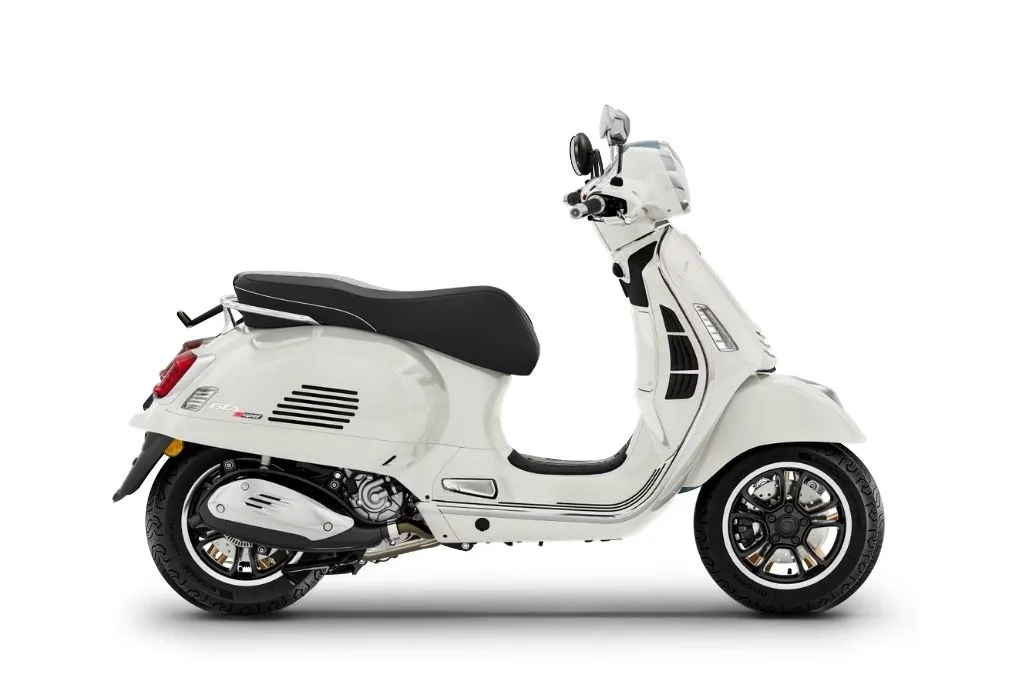 KATALOG - Vespa GTS 310 Super - Bianco Innocente 2026