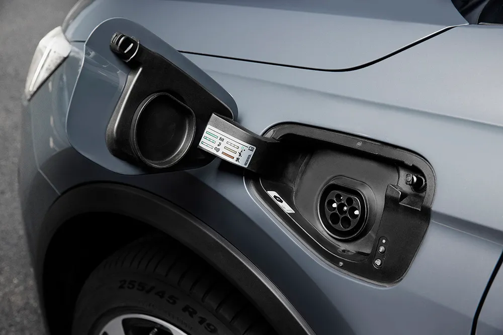 083 SEAT Tarraco e HYBRID FR Dolphin Grey Low.jpg