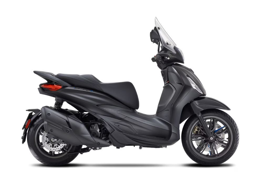 KATALOG - Piaggio Beverly 400 S - nero meteora 2025