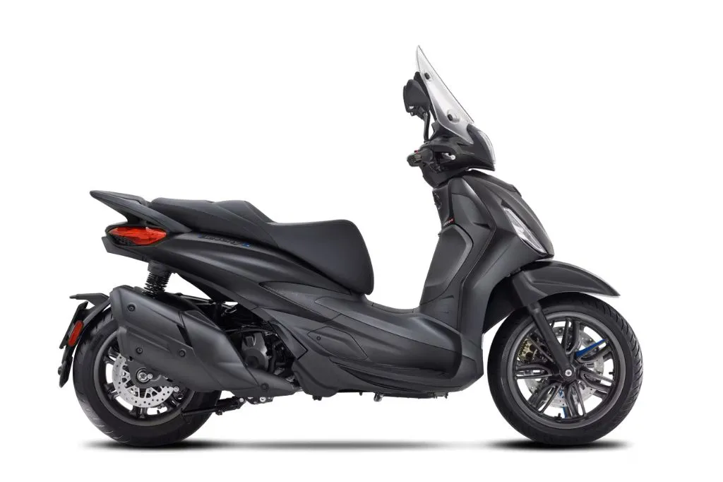 KATALOG - Piaggio Beverly 400 S - nero meteora 2025