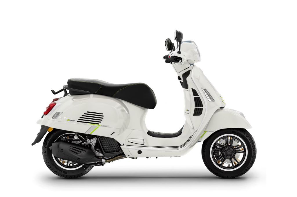 KATALOG VESPA GTS 125 Super Tech - bianco innocente 2026
