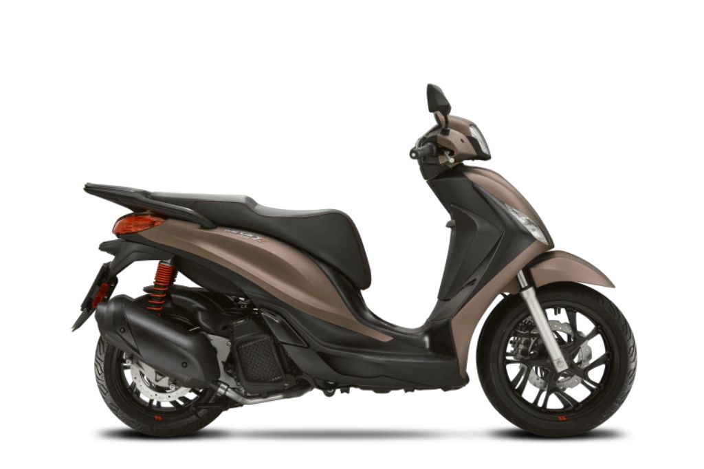 KATALOG - Piaggio Medley 150 S - marrone terra 2024