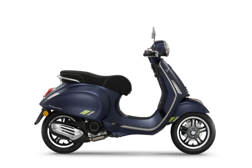 KATALOG - Vespa Primavera 125 Tech - blu energia 2025