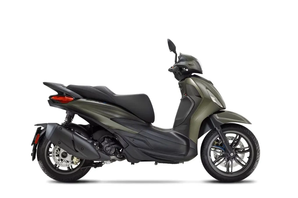 KATALOG - Piaggio Beverly 310 S - verde jungle 2025