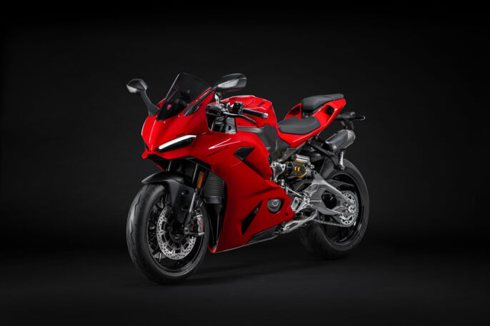 MY25_PANIGALE_V2_STUDIO _5__UC719937_High