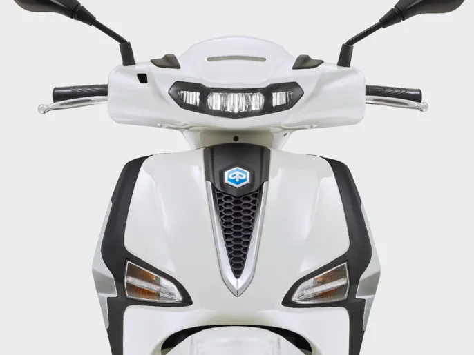 Piaggio_Liberty-125_wall-img_1920x1440_Faro_1