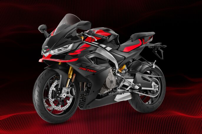 Aprilia_RS660-Factory_Prem-Gallery_1920x1280_Nero-Rosso_1