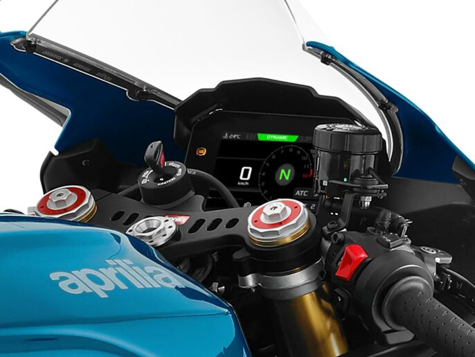 Aprilia_Facelift_RSV4-Base_PDP_Tab_900x675_Display_2