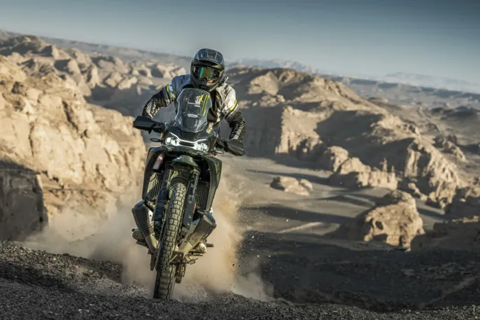 CFMOTO_1000MT-X_Outdoors_7-scaled