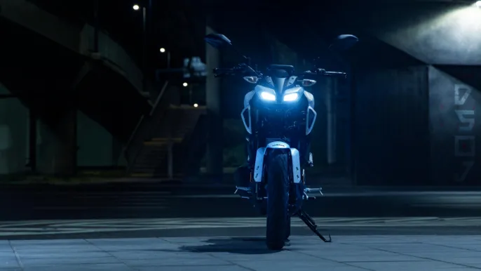 2026-Yamaha-MT125A-EU-Ice_Storm-Static-010-03