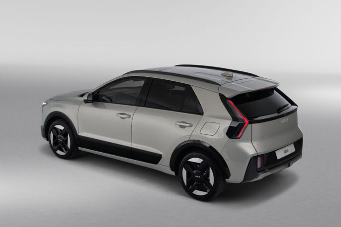 kia_niro_ivory_silver_static_print_6000x4000-005