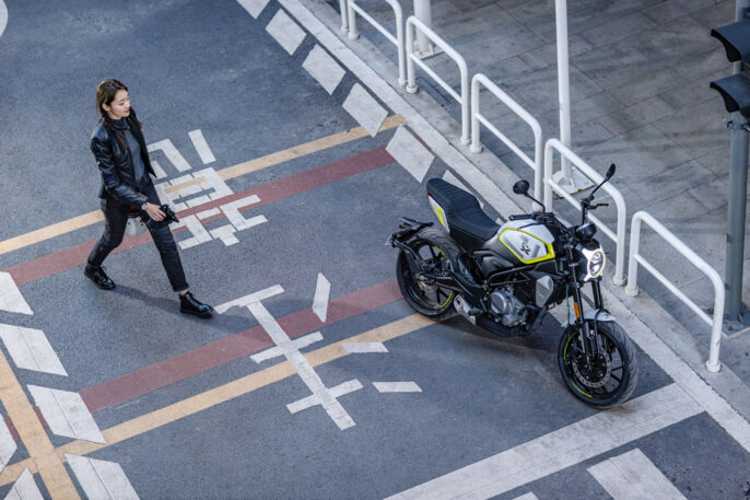 CFMOTO_250CL-X_Action1-copy