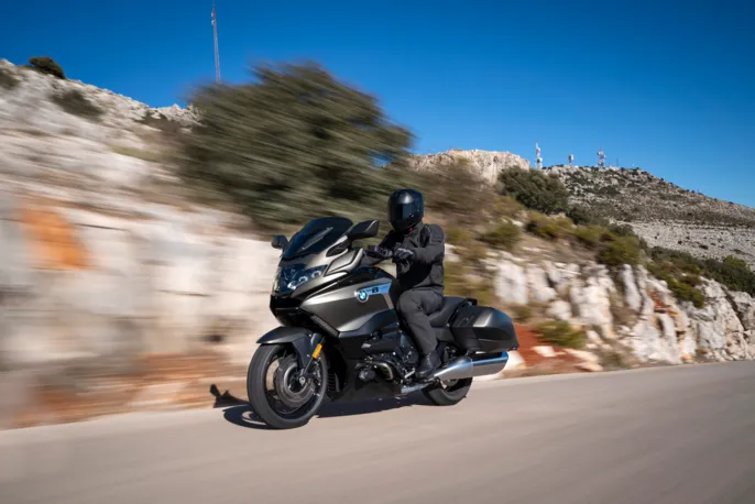 P90451863_highRes_bmw-k-1600-b-02-2022