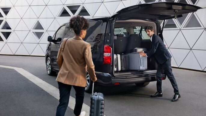 spacetourer-galerie1-2880x1620-ezgif.com-avif-to-jpg-converter