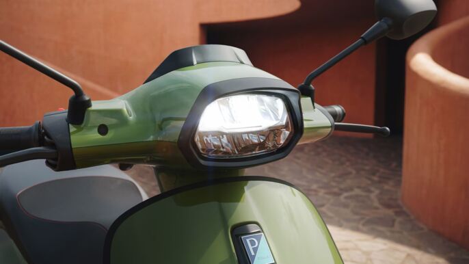 GALLERY-Vespa-Sprint-D-1920x1080-06