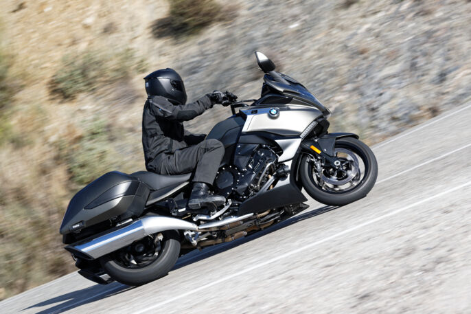 P90451916_highRes_bmw-k-1600-b-02-2022