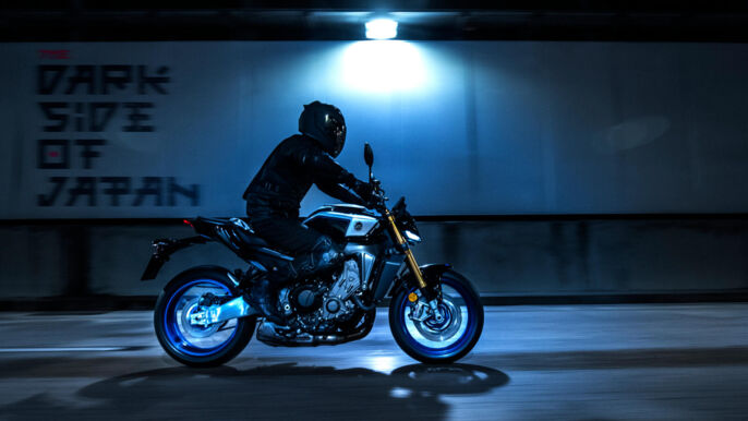2024_YAM_MT09DX_EU_BWM2_ACT_005_03_preview
