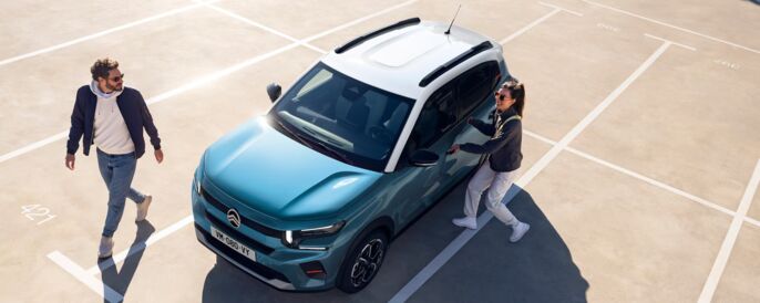 GALLERY_DISTINCTIVE_01_2880x1152-ezgif.com-avif-to-jpg-converter