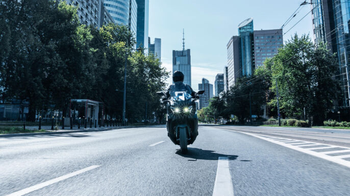 2025_YAM_XP500A_EU_MBL2_ACT_011_03_preview