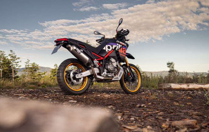 08-Aprilia-Tuareg-Rally-scaled