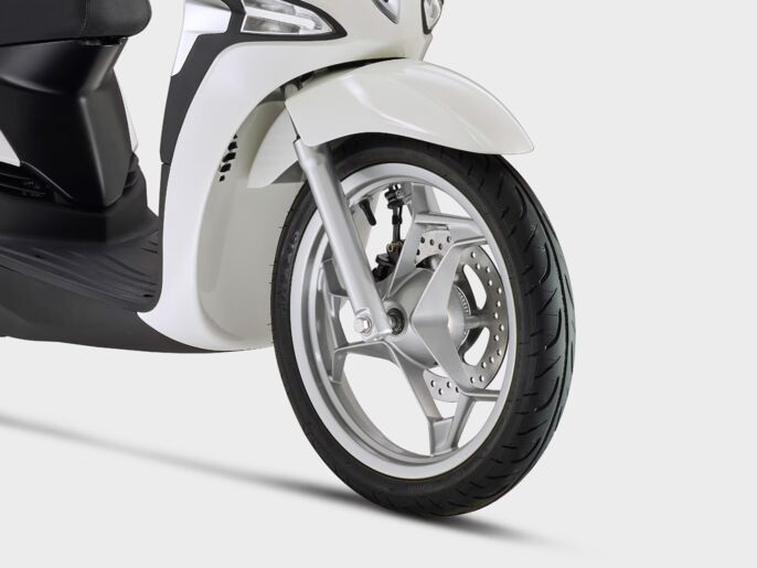 Piaggio_Liberty-125_wall-img_1920x1440_Ruota-ant_1