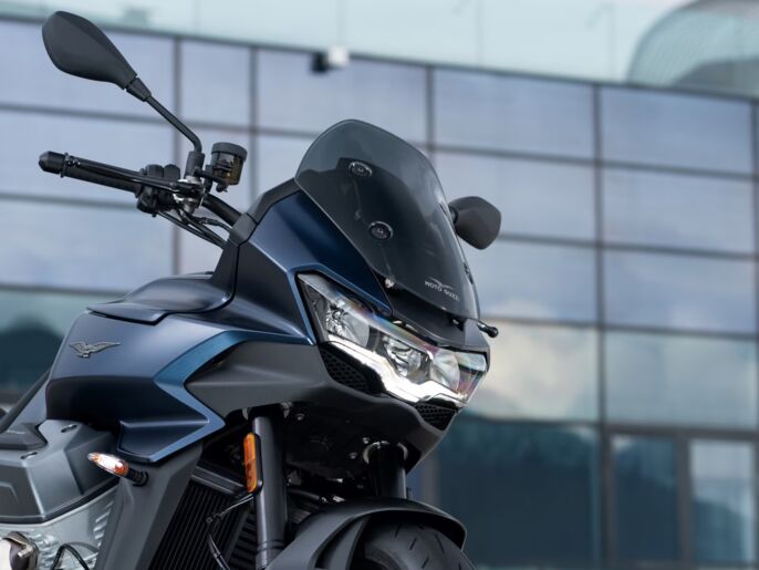 MG_V100_Mandello_wall-image_1920x1440_2