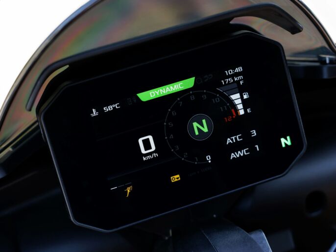 Aprilia_Tuono660_wall-image_1920x1440_2