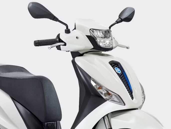 Piaggio_Medley-125-S_2025_Tab_900x675_Anteriore_2