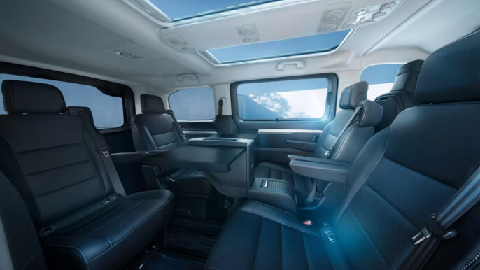 opel-zafira-life-my2023-bev-interior-tg-02-16x9