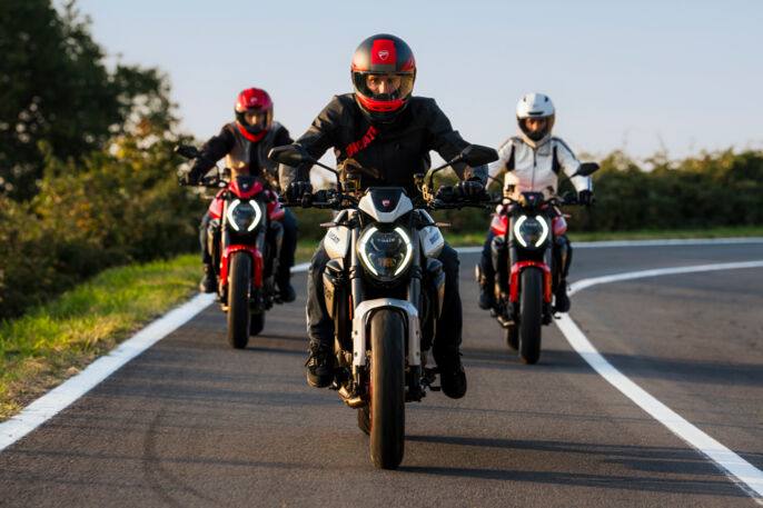 MY26_MONSTER_DYNAMIC _5__UC870608_High