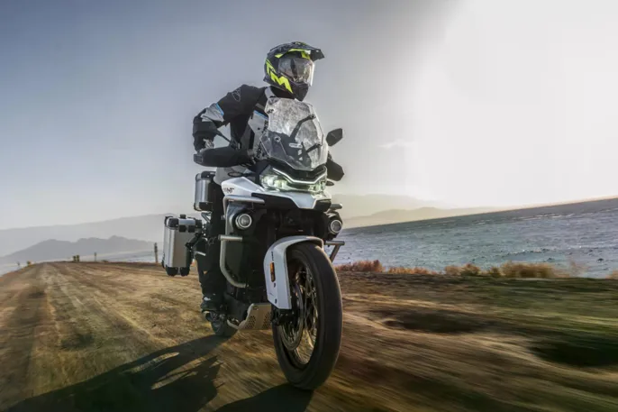 800mt-explore-es-13