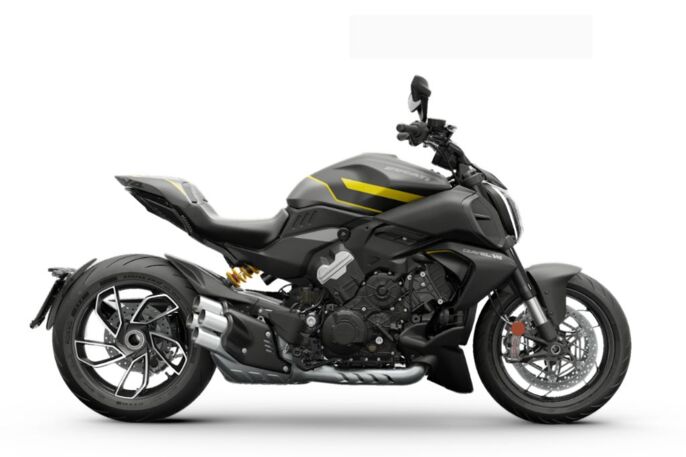 KATALOG - Ducati Diavel V4 - Black Roadster 2025