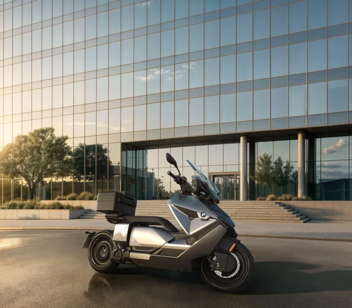 P90606330_highRes_the-new-bmw-ce-04-07