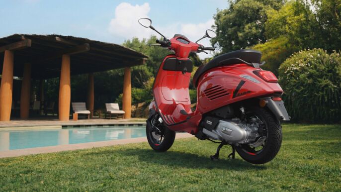 GALLERY-Vespa-Sprint-D-1920x1080-05